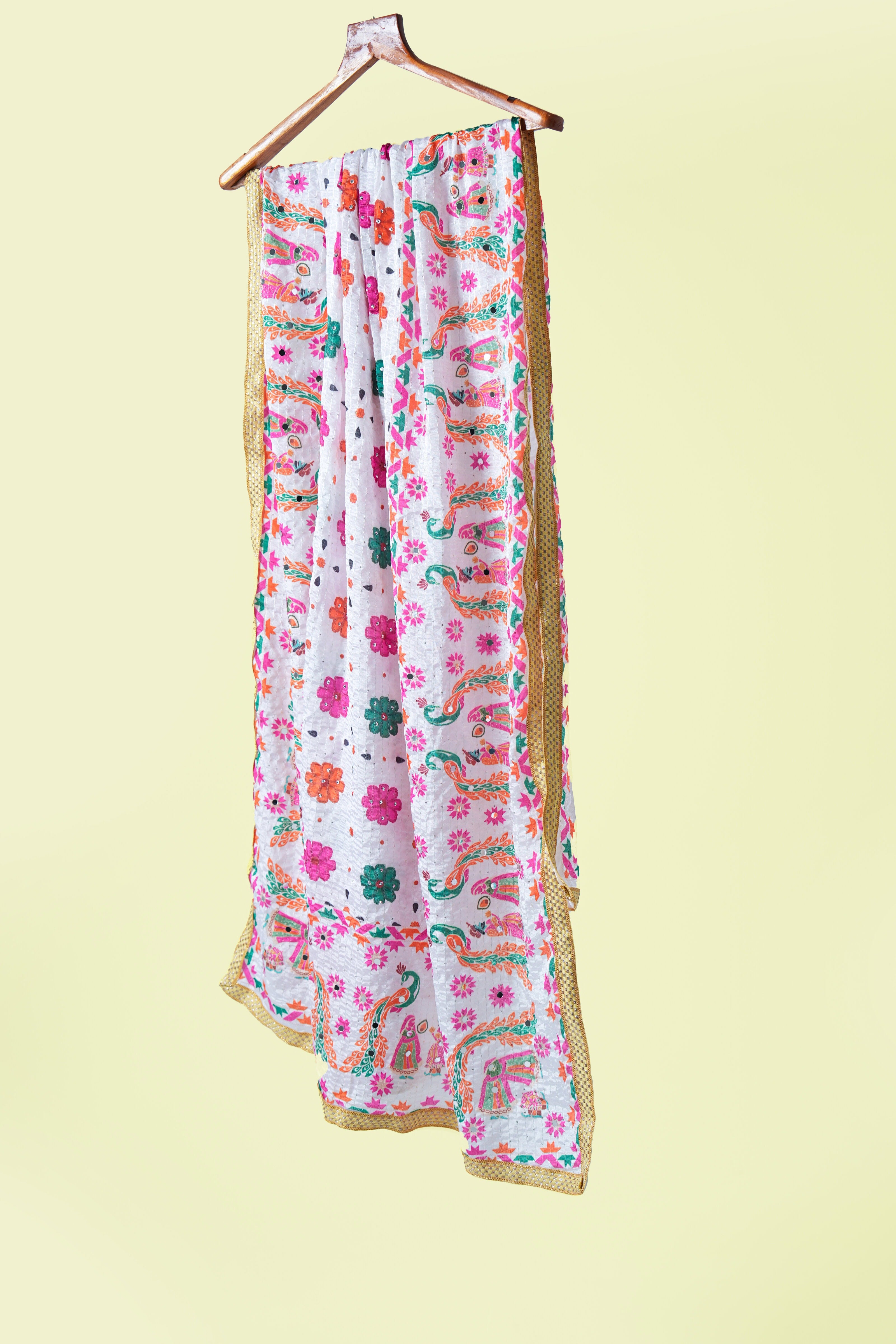 Gulnaar Chinon Dupatta