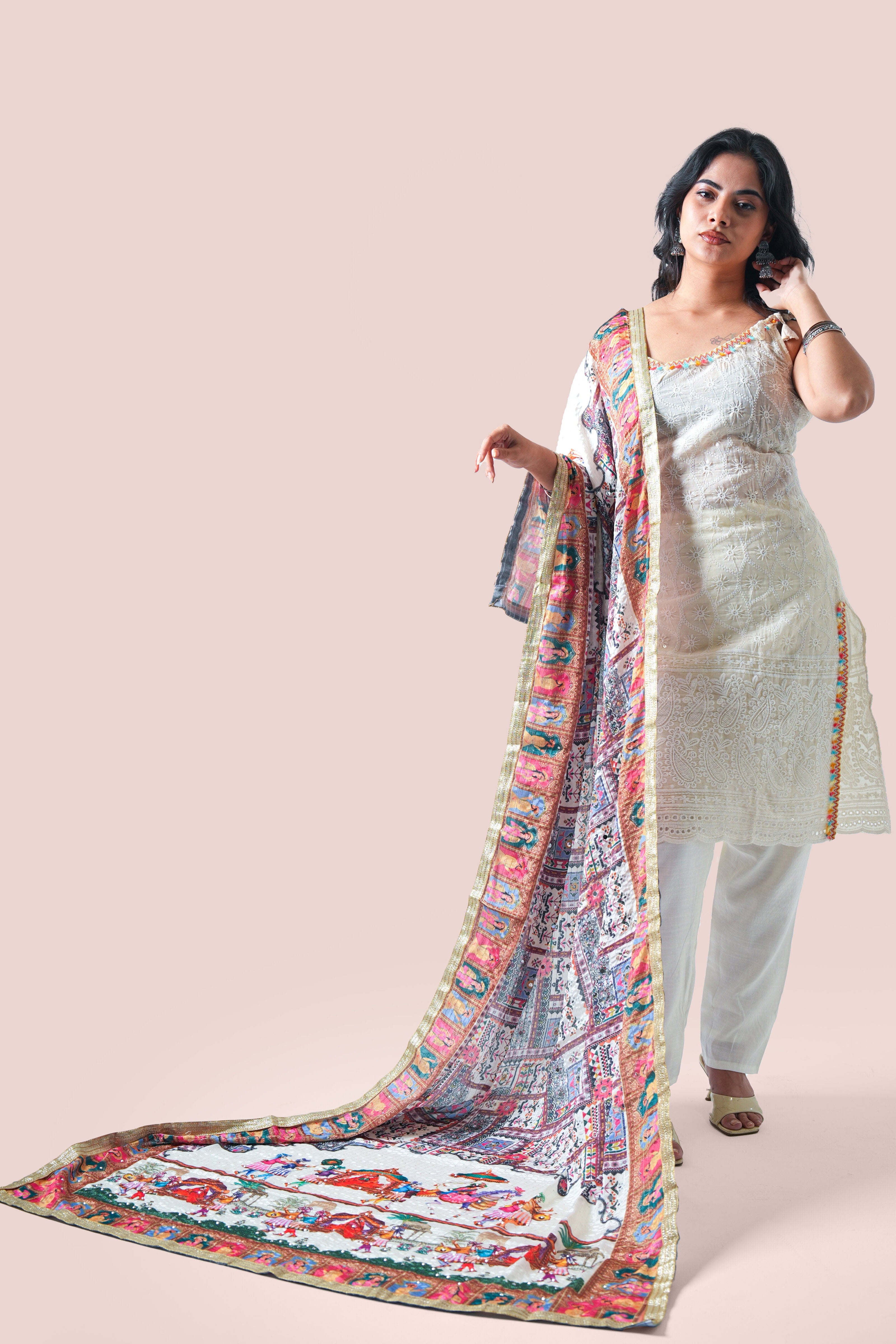 Gulrez Chinon Dupatta