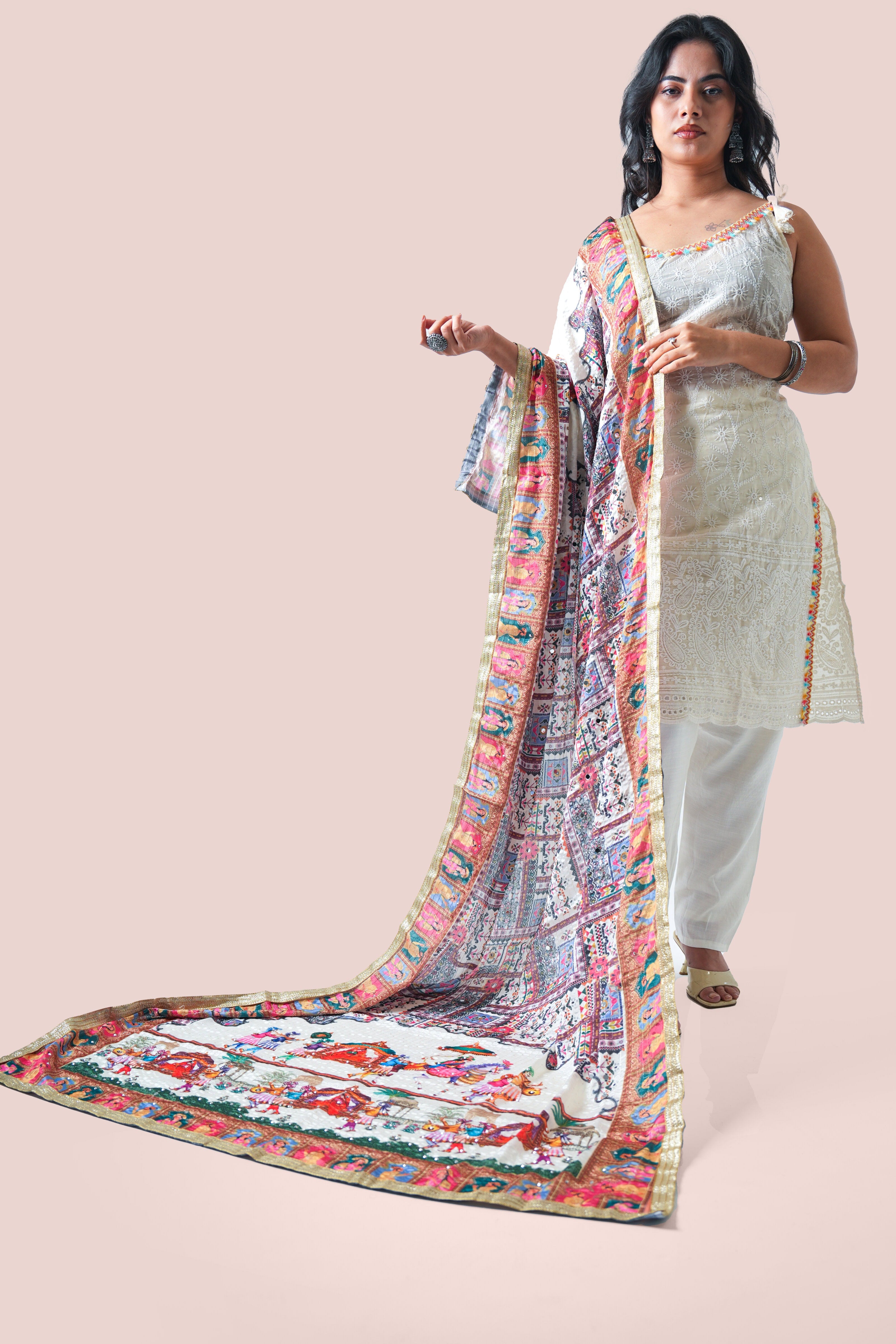 Gulrez Chinon Dupatta