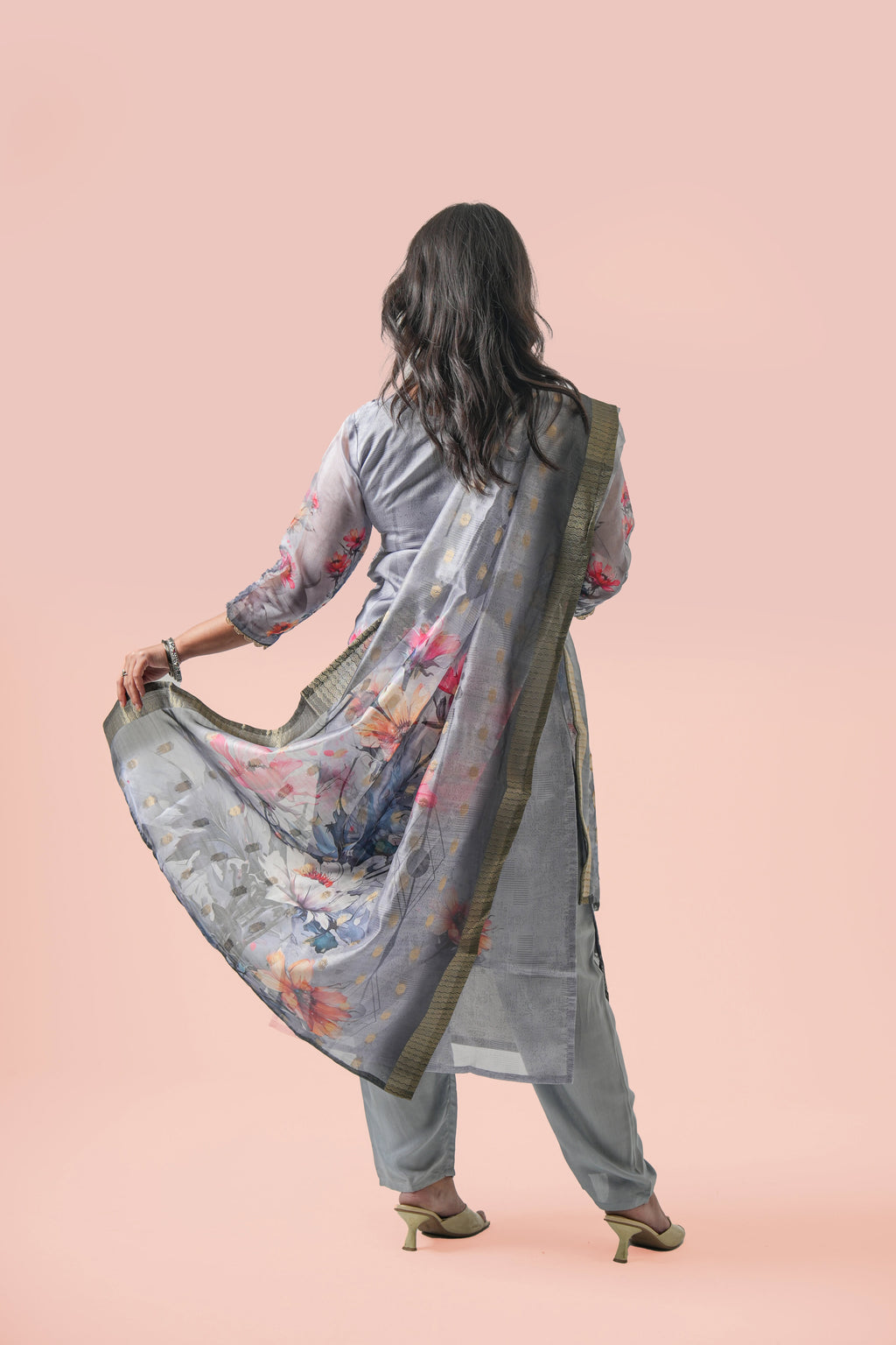 Chandini Floral Organza Kurta set with Dupatta