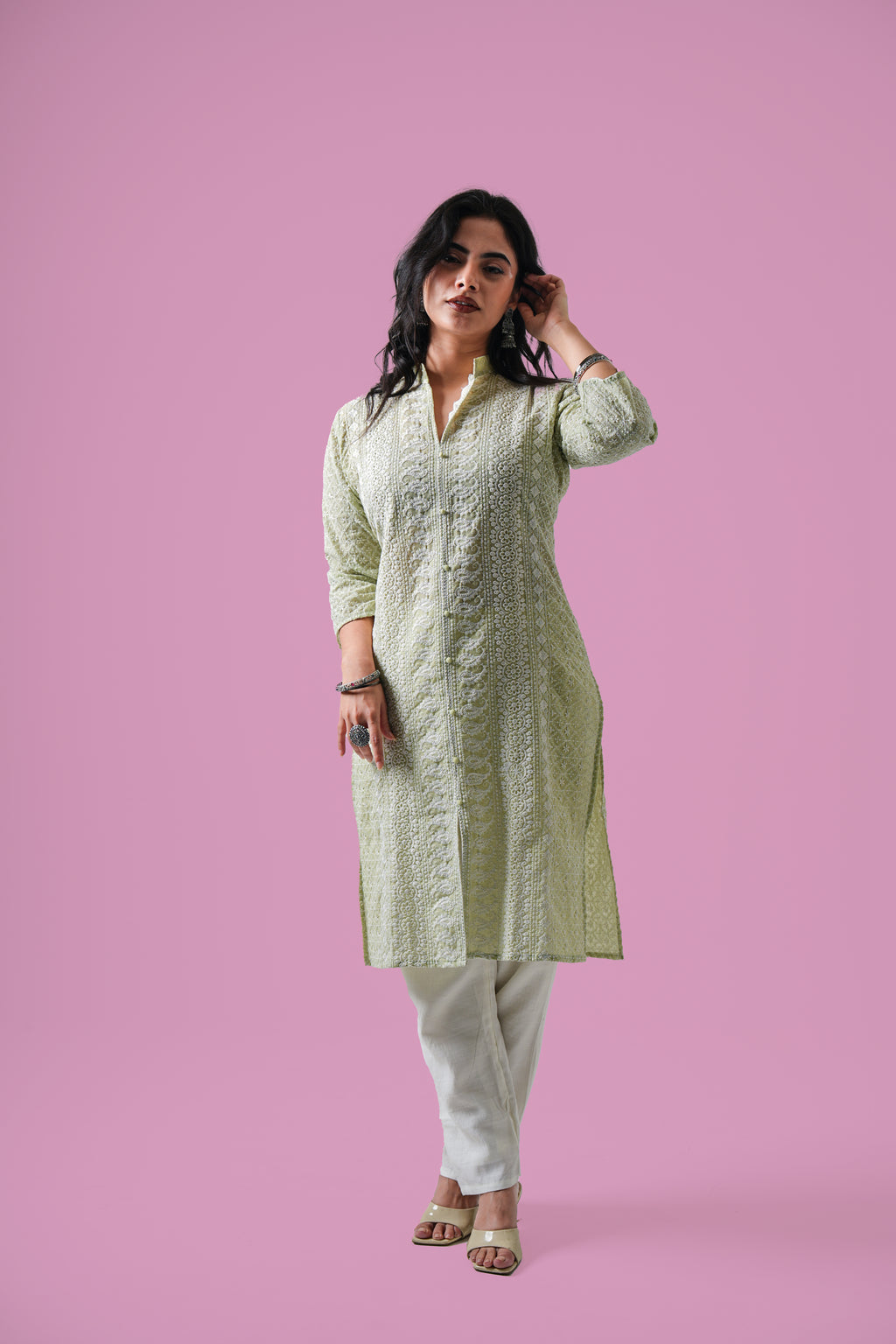 Ruhani Chikankari Kurti