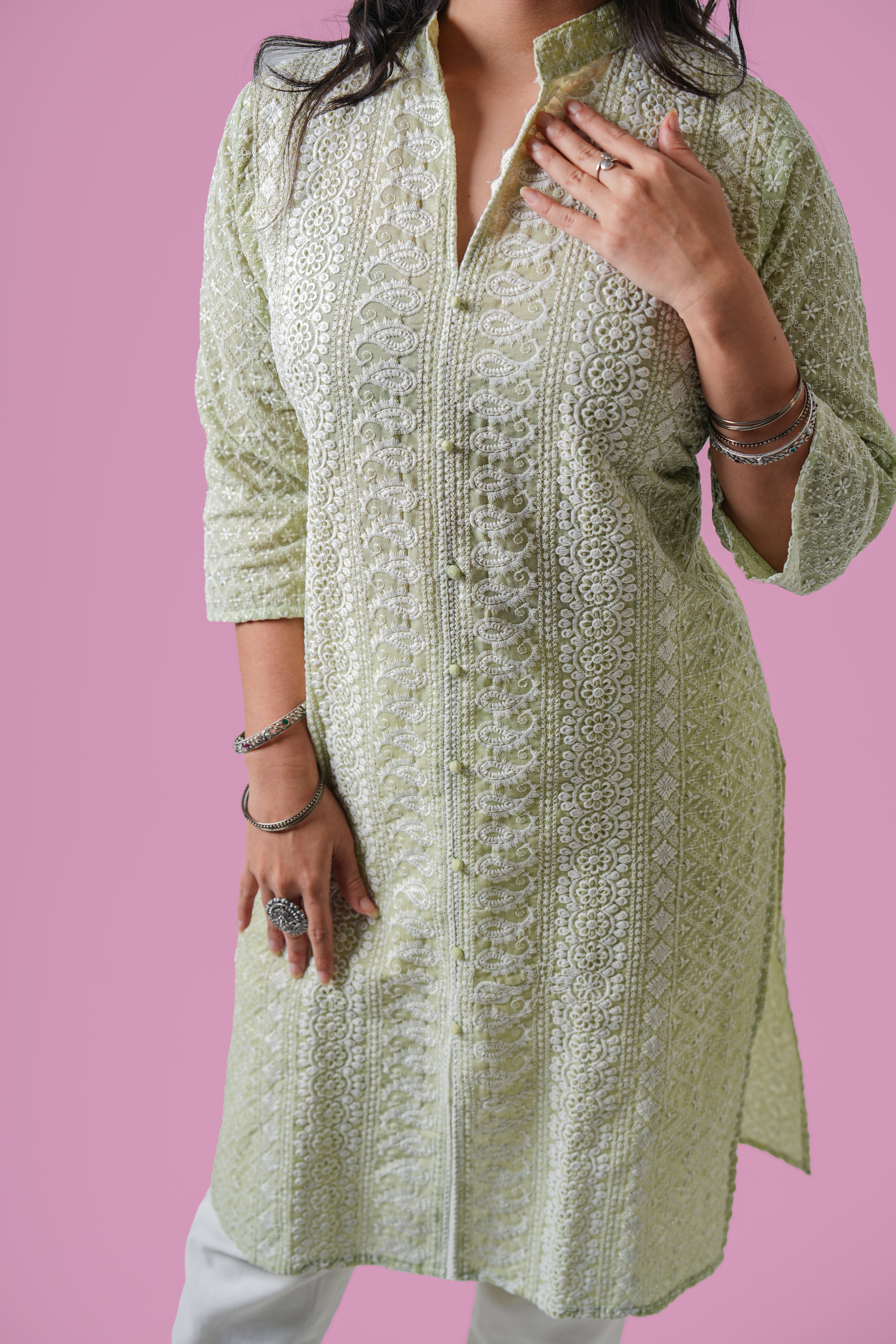 Ruhani Chikankari Kurti