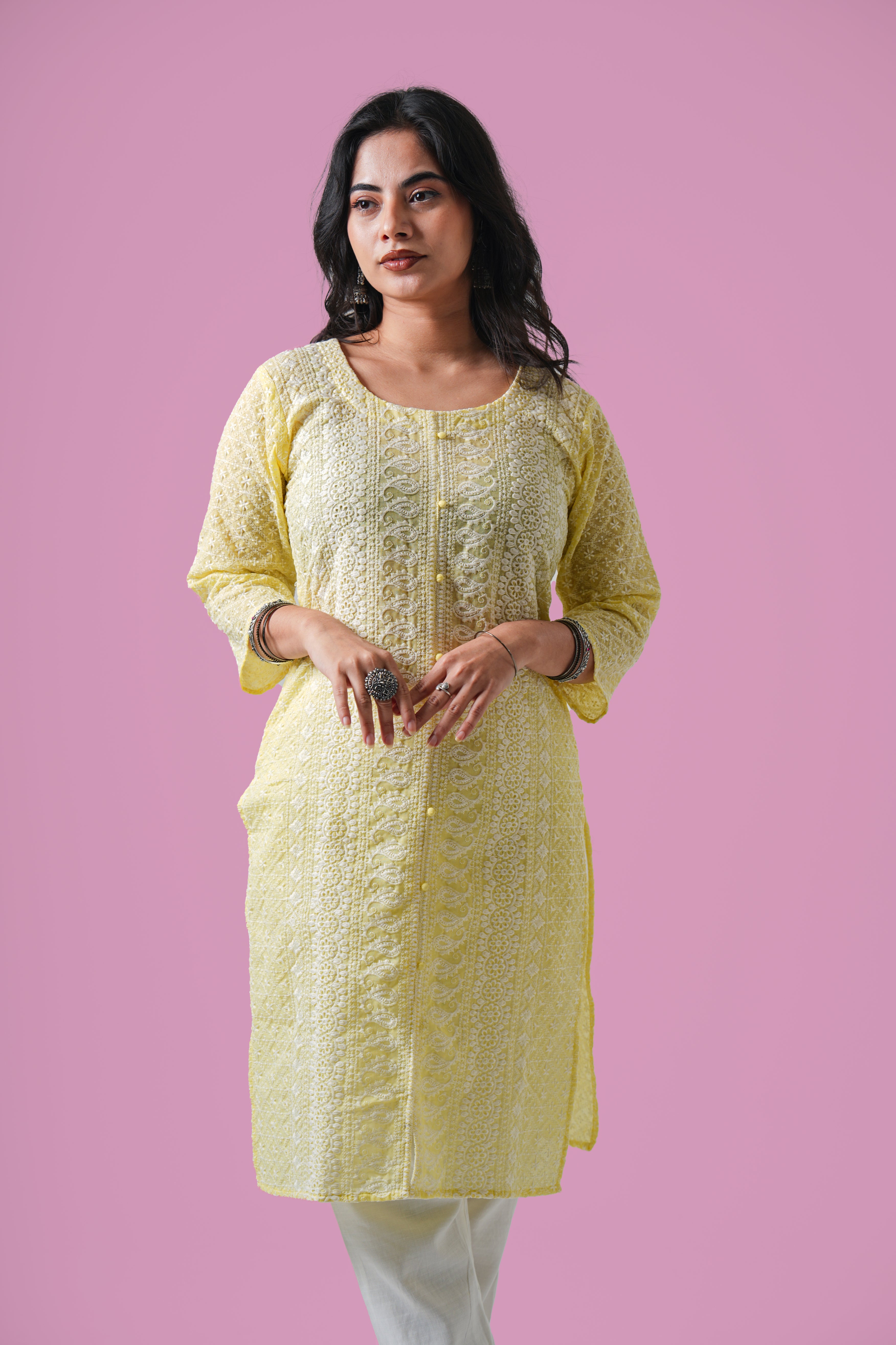Ruhani Chikankari Kurti